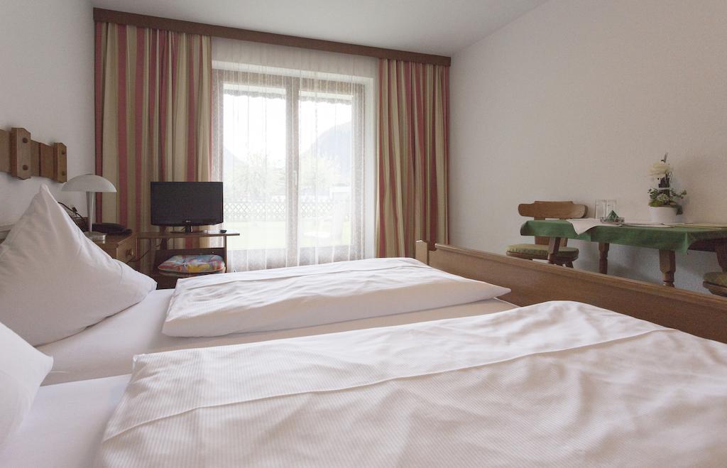 Hotel Alpenblick Schruns Екстериор снимка